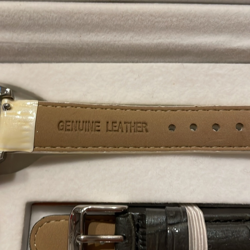 Invicta Special Edition Watch Set - Picture 5 of 5